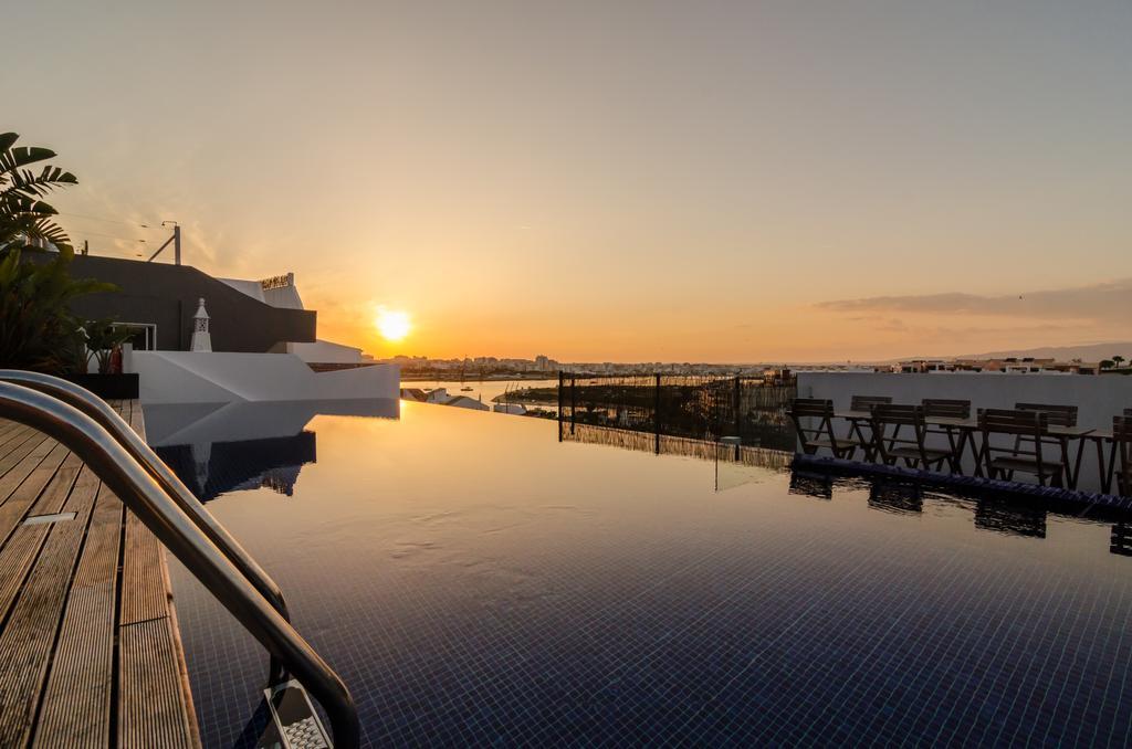 One2Seven Aparthotel Ferragudo  Rum bild